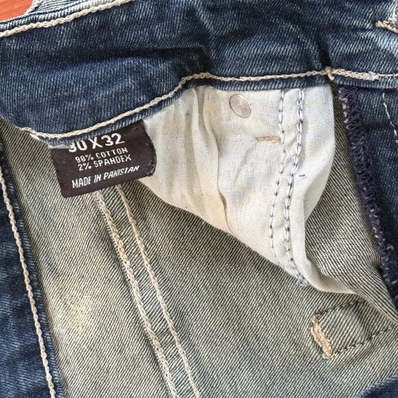 TAKER Blue Distressed Men's Jeans 30x32  (32 inseam/ 30 waist measured) stretch - Picture 3 of 15